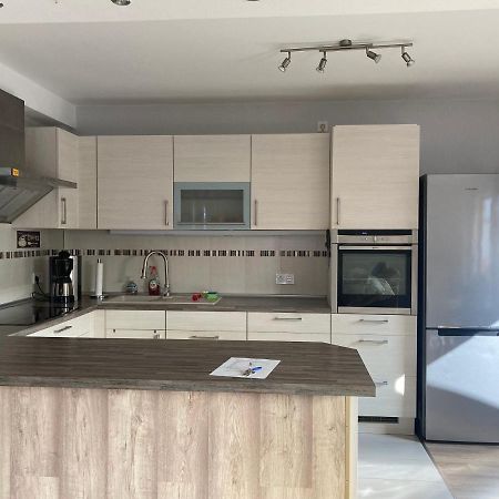 Grosse Wohnkueche, Terrasse, Schlafzimmer Am Steinhuder Meer, Wlan, Parkplatz, Fussbodenheizung, 70Qm Wunstorf Ngoại thất bức ảnh