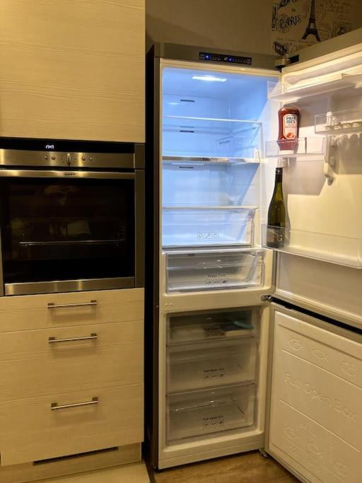 Grosse Wohnkueche, Terrasse, Schlafzimmer Am Steinhuder Meer, Wlan, Parkplatz, Fussbodenheizung, 70Qm Wunstorf Ngoại thất bức ảnh