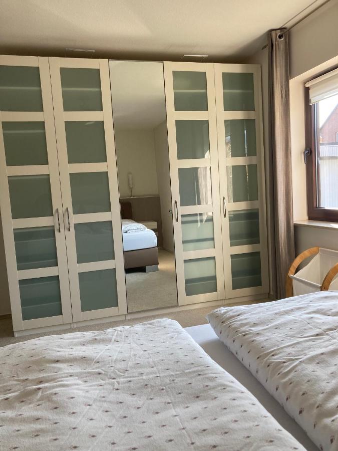 Grosse Wohnkueche, Terrasse, Schlafzimmer Am Steinhuder Meer, Wlan, Parkplatz, Fussbodenheizung, 70Qm Wunstorf Ngoại thất bức ảnh