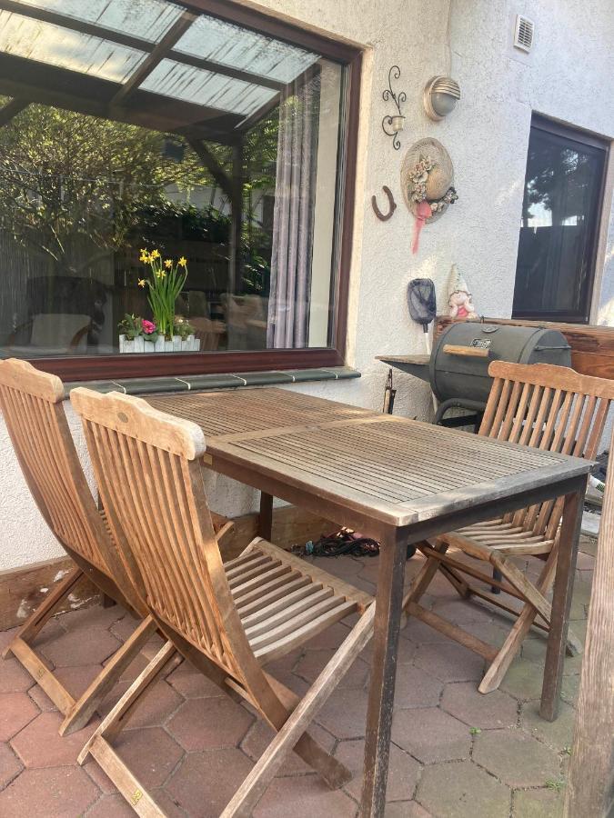 Grosse Wohnkueche, Terrasse, Schlafzimmer Am Steinhuder Meer, Wlan, Parkplatz, Fussbodenheizung, 70Qm Wunstorf Ngoại thất bức ảnh
